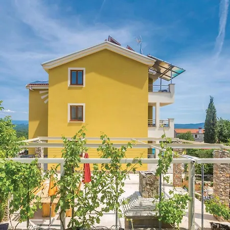 Lovely In Salatici Appartement Salatić