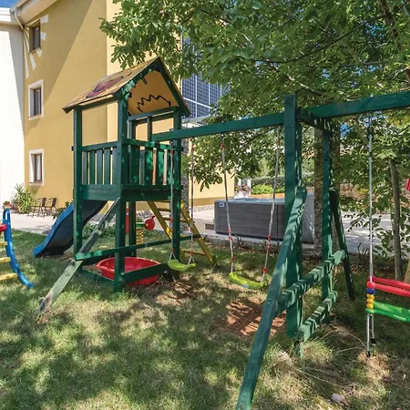 Appartement Lovely In Salatici